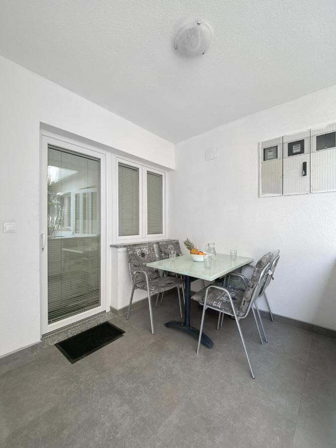 Apartments Paladin Makarska Exterior foto
