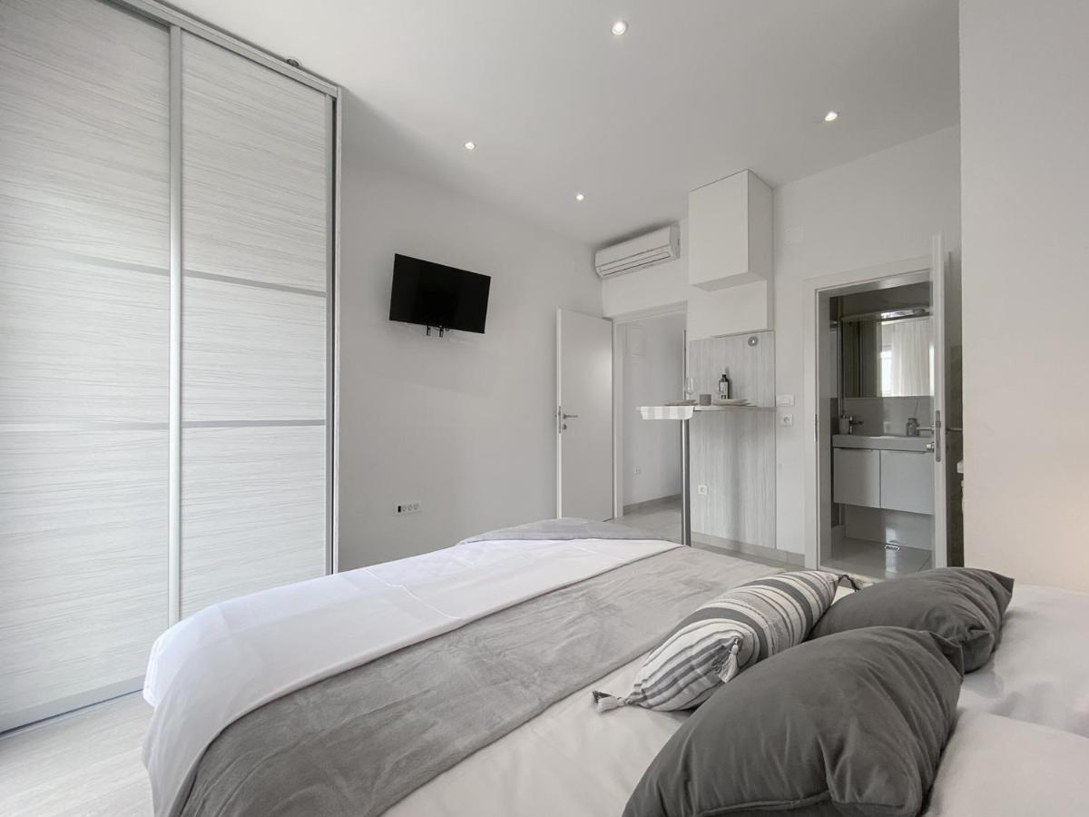 Apartments Paladin Makarska Exterior foto