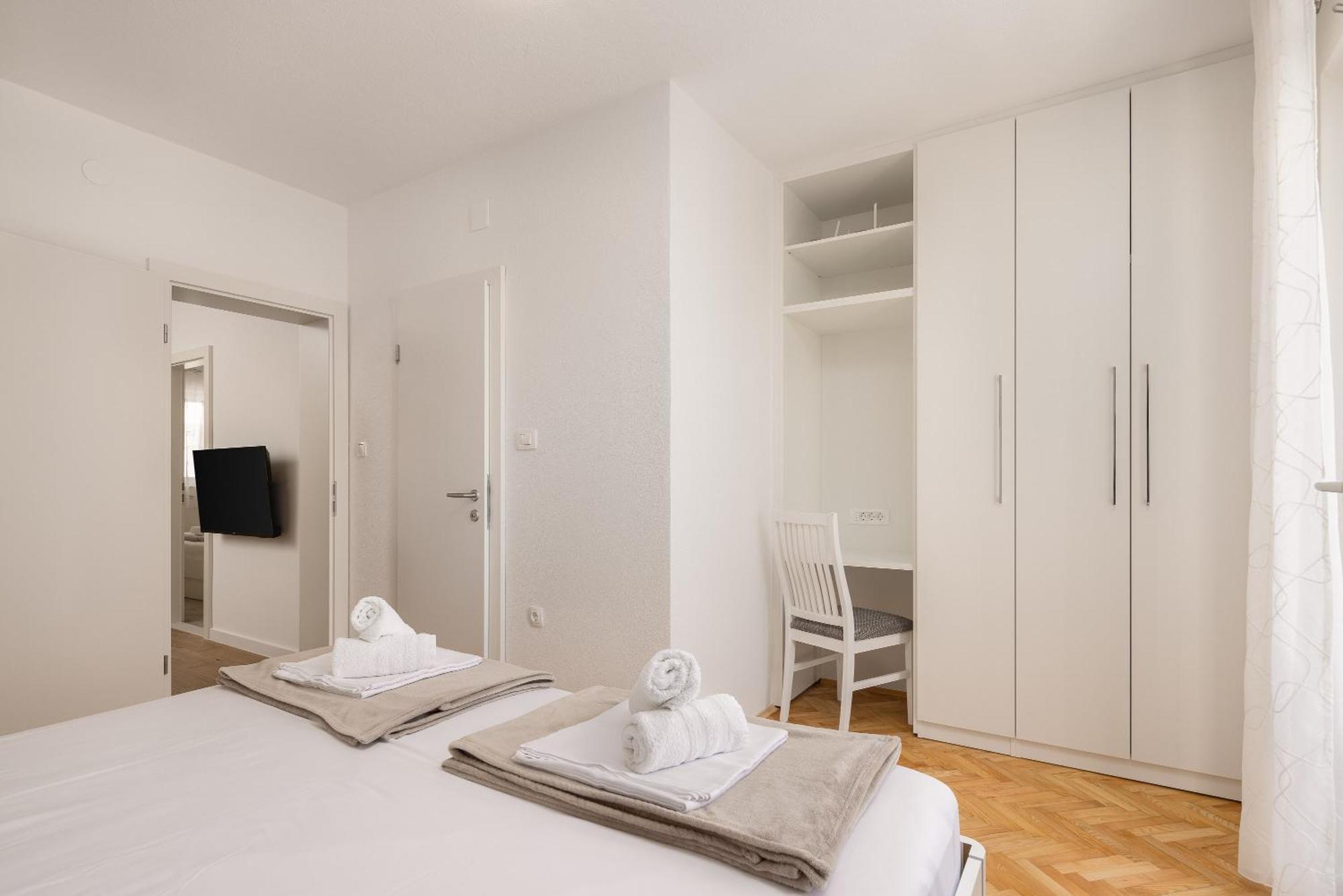 Apartments Paladin Makarska Exterior foto